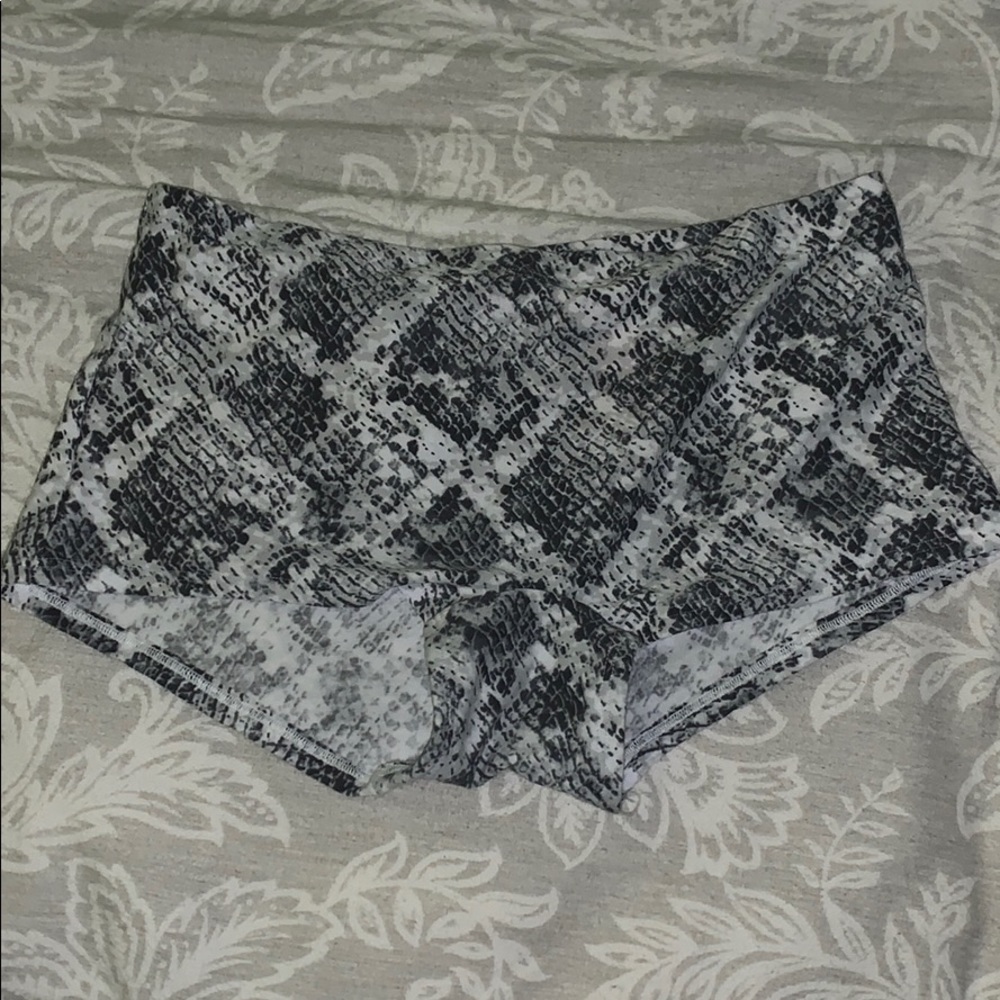 PINK VS snakeskin boyshort panty “forever chillin”